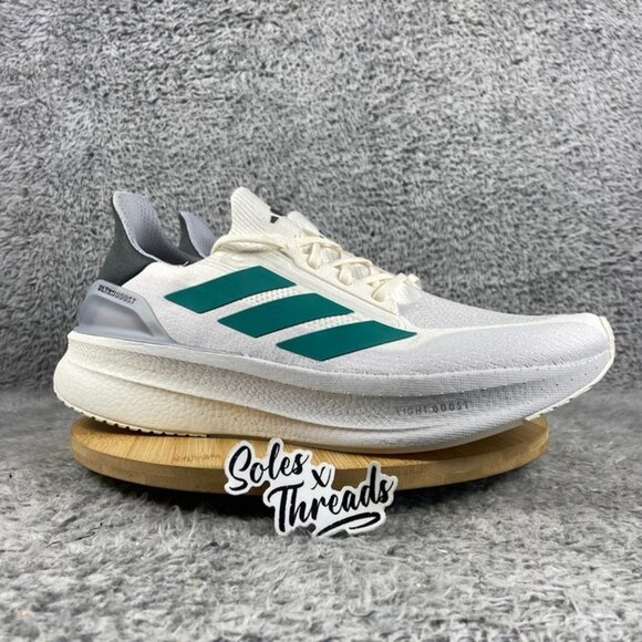 Athletic_Shoes